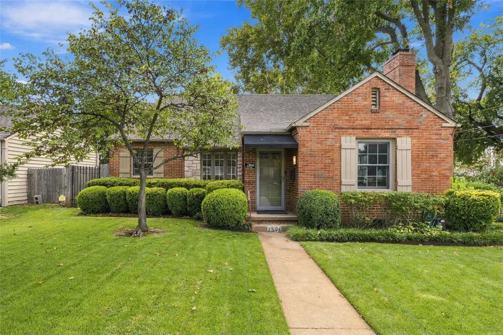 2504 E 20th Street Tulsa, OK 74104
