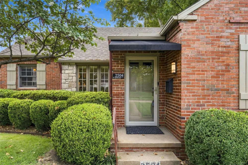 2504 E 20th Street Tulsa, OK 74104