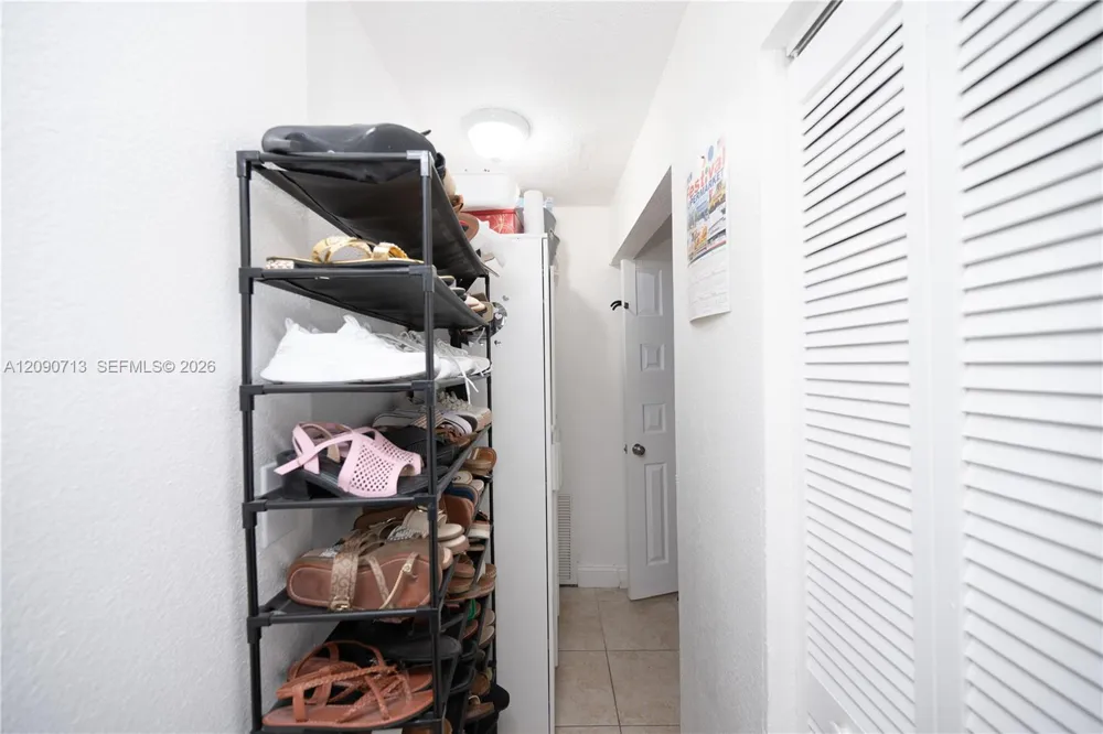 2920 SW 69th Ave #A Miami, FL 33155