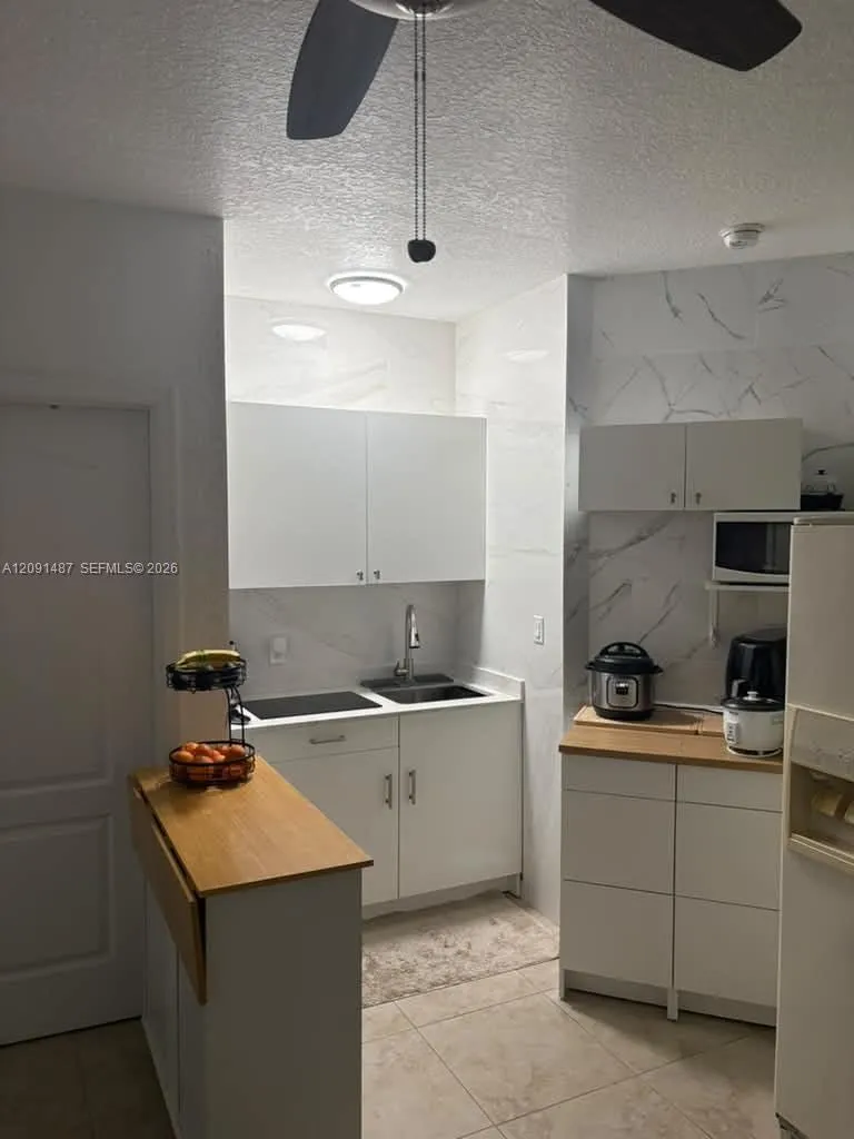 4474 SW 164th Ave #1 Miami, FL 33185