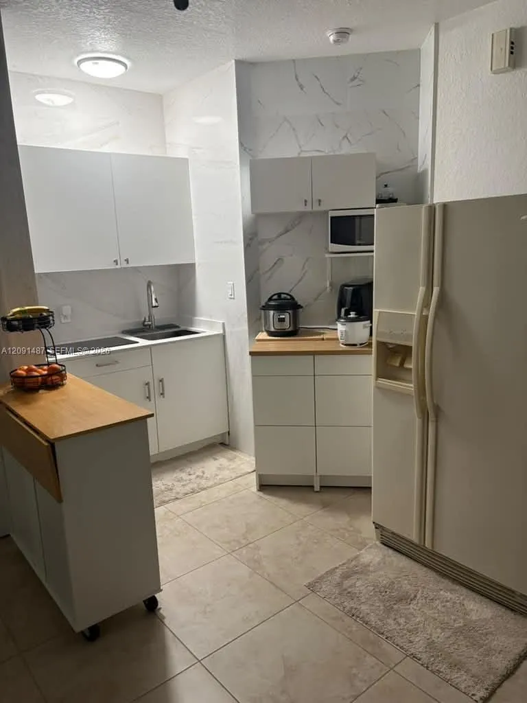 4474 SW 164th Ave #1 Miami, FL 33185