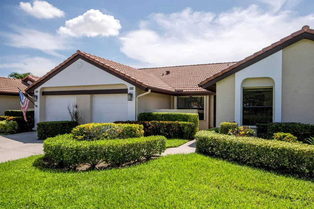 8206 Mooring Circle Boynton Beach, FL 33472