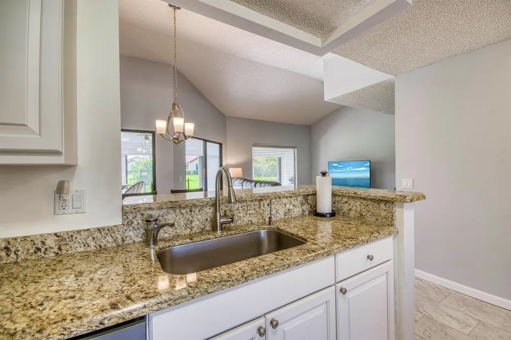 8206 Mooring Circle Boynton Beach, FL 33472