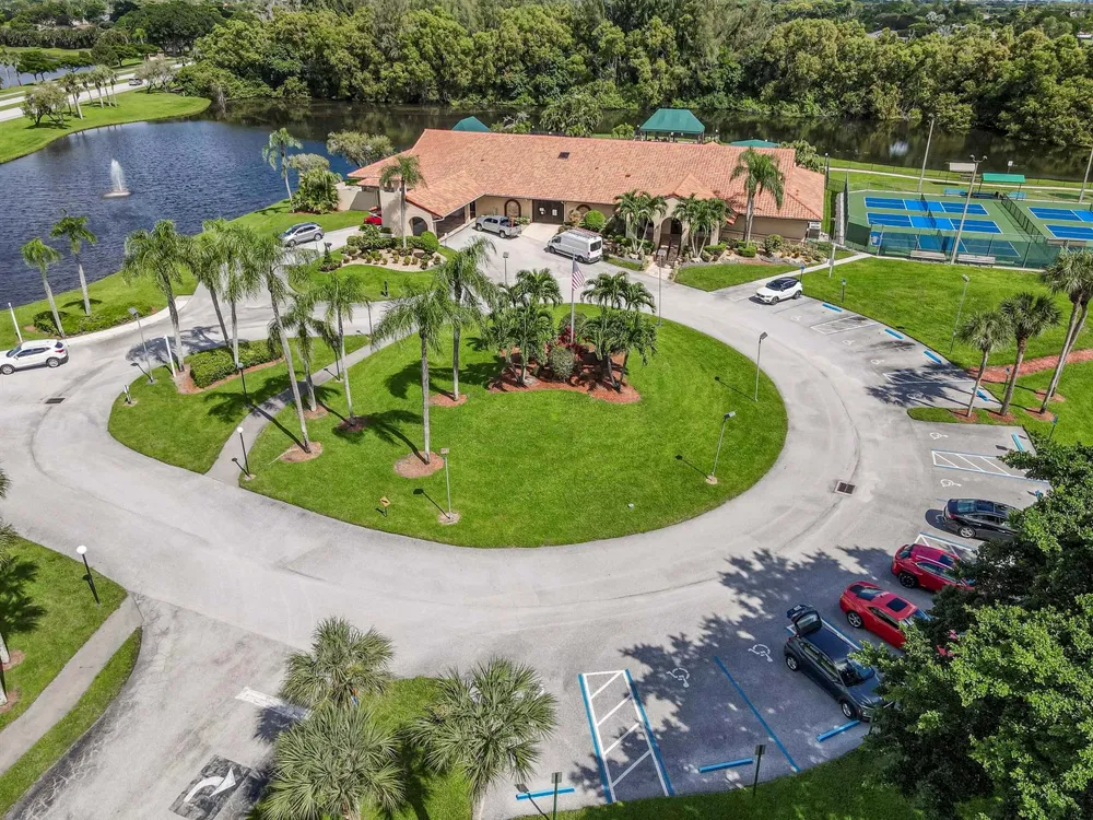 8206 Mooring Circle Boynton Beach, FL 33472