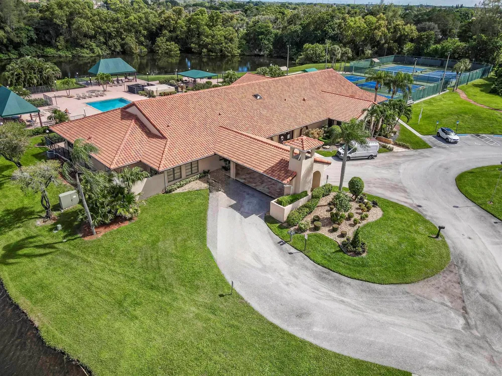 8206 Mooring Circle Boynton Beach, FL 33472