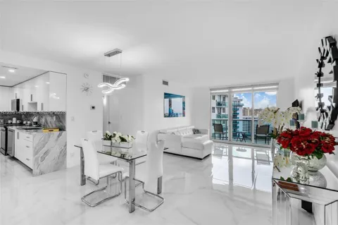 3901 S Ocean Dr #15T