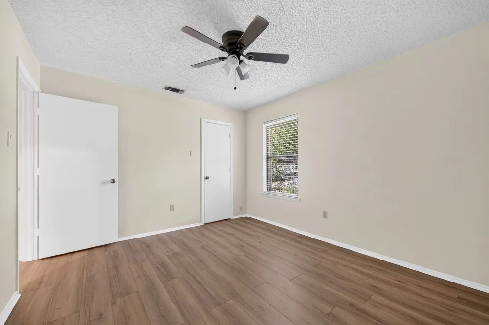 3856 Double Oak Lane Irving, TX 75061