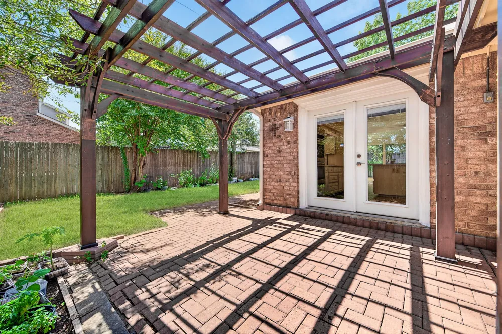 3856 Double Oak Lane Irving, TX 75061