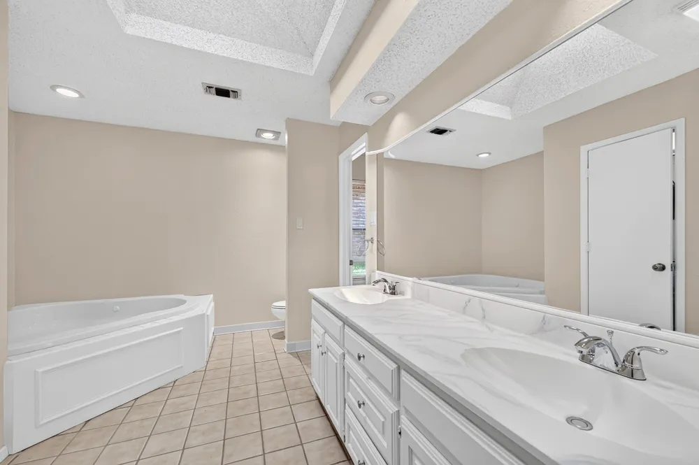 3856 Double Oak Lane Irving, TX 75061