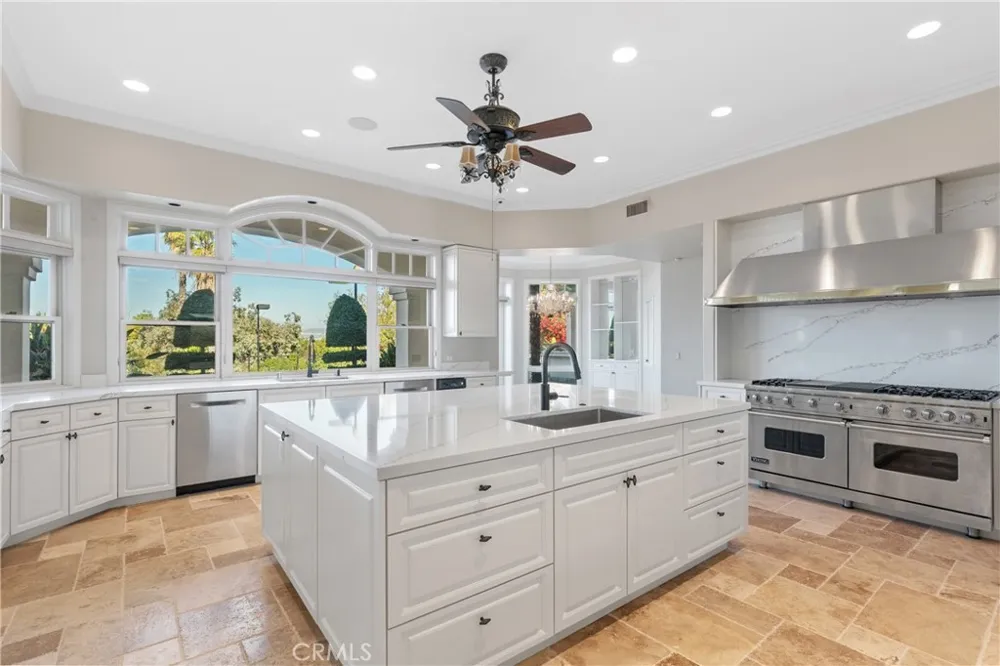 5081 E Copa De Oro Drive Anaheim, CA 92807