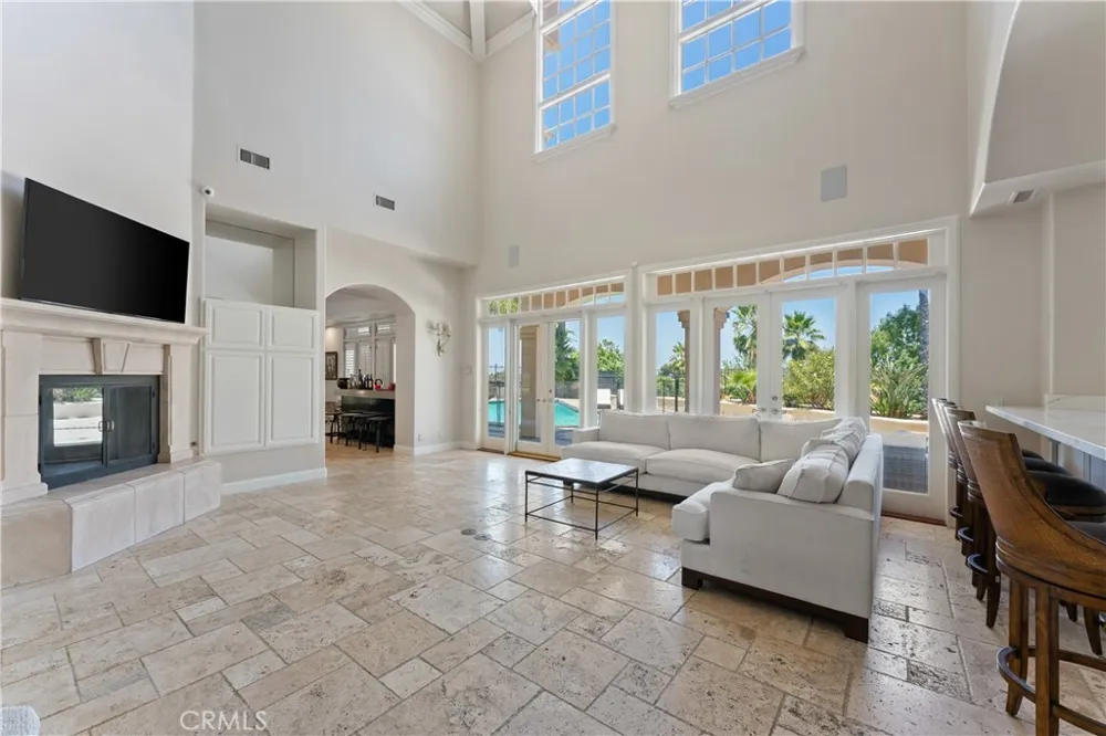 5081 E Copa De Oro Drive Anaheim, CA 92807