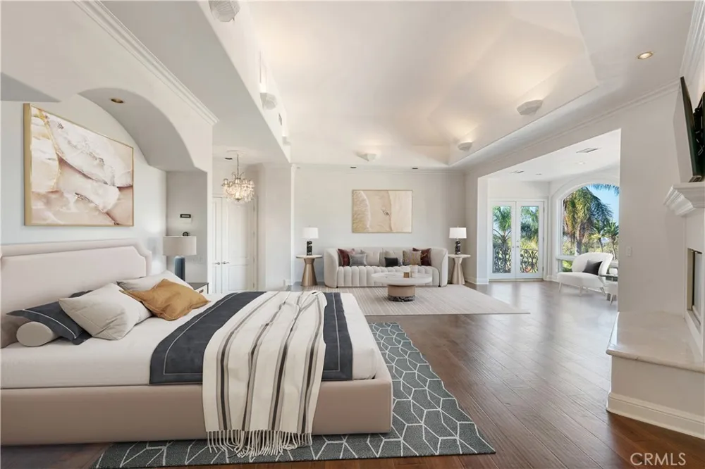 5081 E Copa De Oro Drive Anaheim, CA 92807