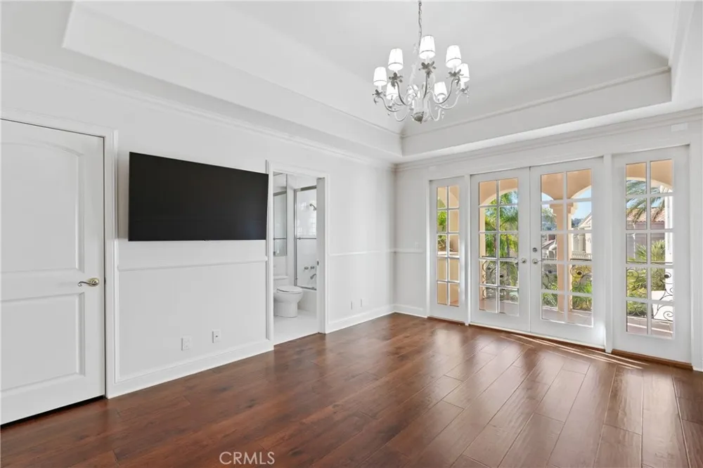 5081 E Copa De Oro Drive Anaheim, CA 92807
