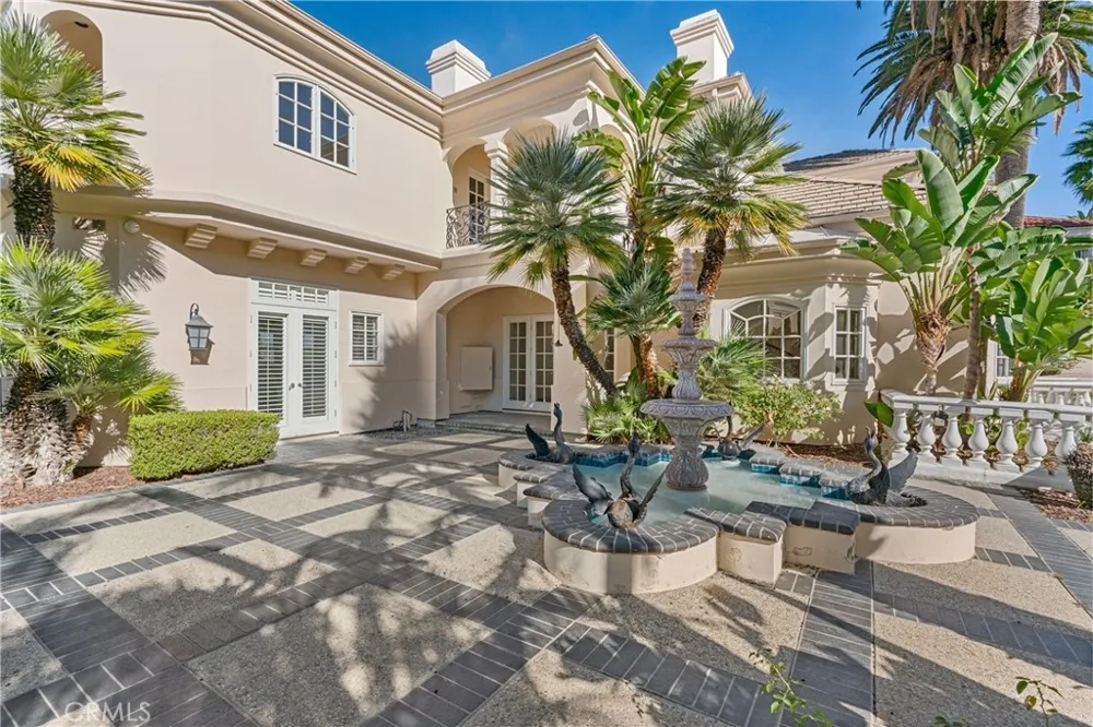 5081 E Copa De Oro Drive Anaheim, CA 92807