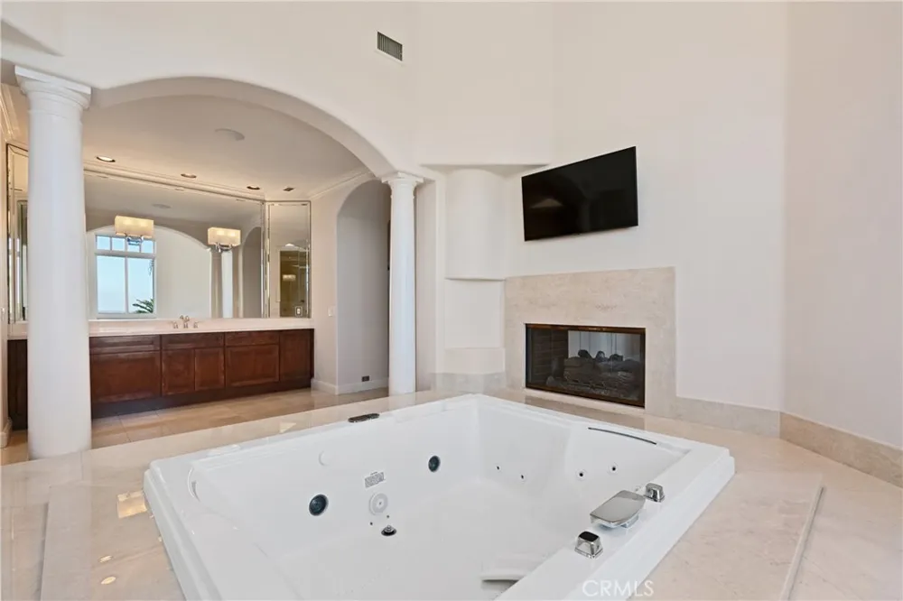 5081 E Copa De Oro Drive Anaheim, CA 92807