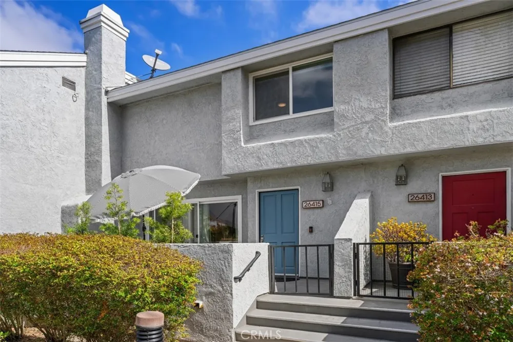 26415 Waterford Lake Forest, CA 92630