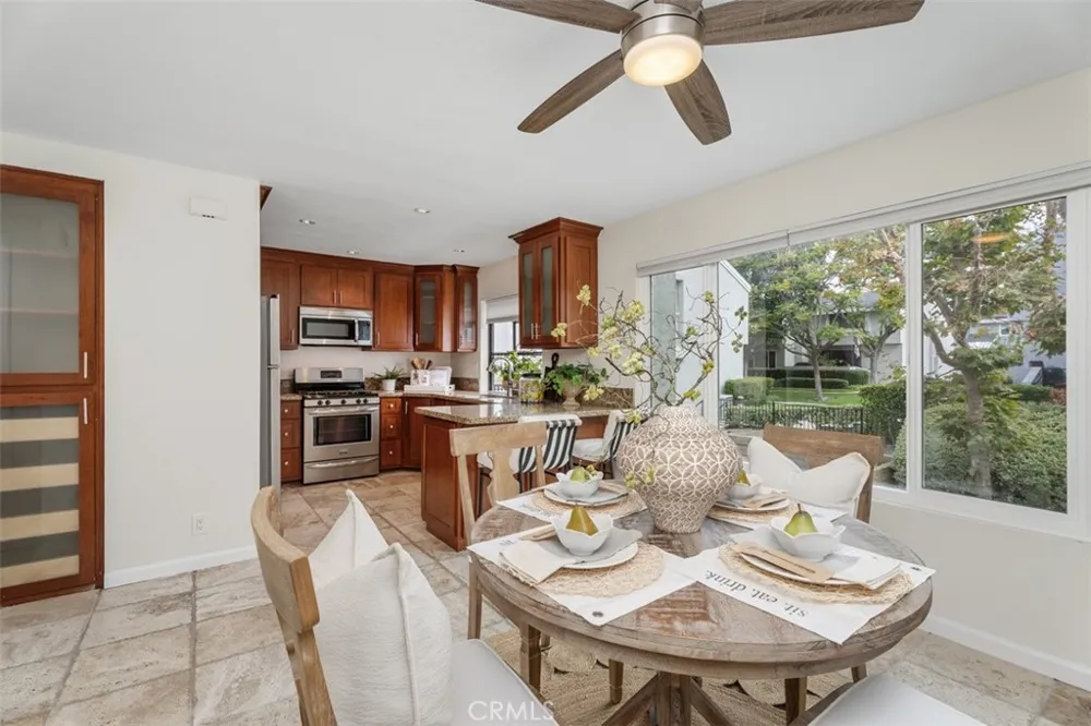 26415 Waterford Lake Forest, CA 92630