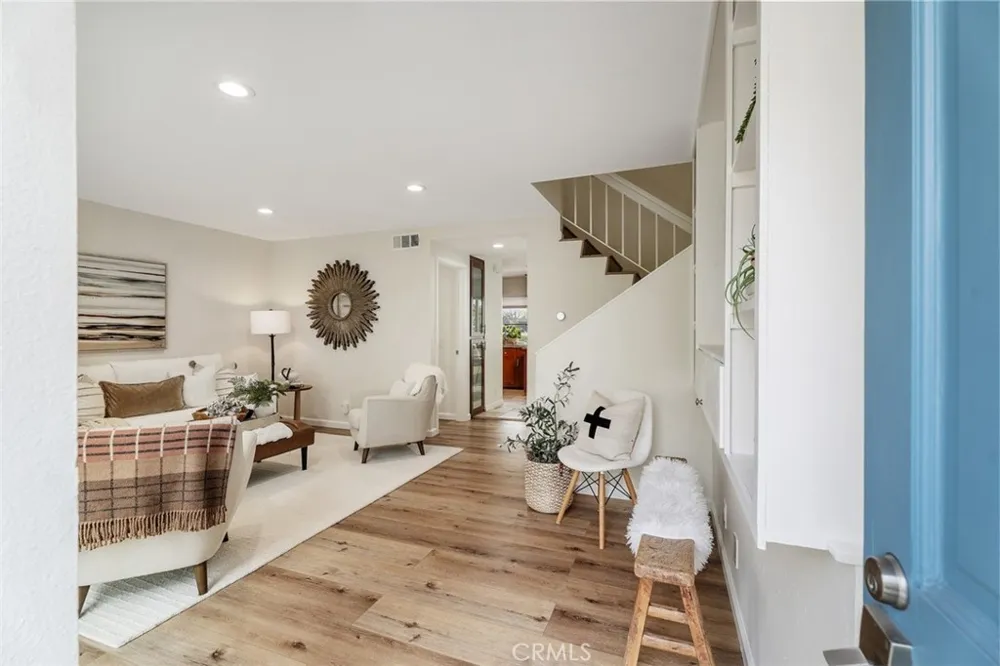 26415 Waterford Lake Forest, CA 92630