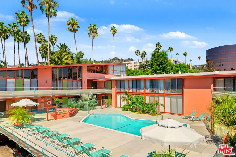 1400 Hayworth Avenue #6 West Hollywood, CA 90046