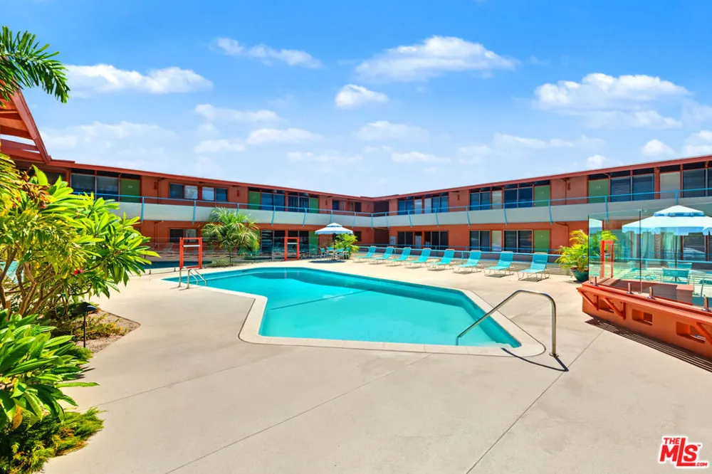 1400 Hayworth Avenue #6 West Hollywood, CA 90046