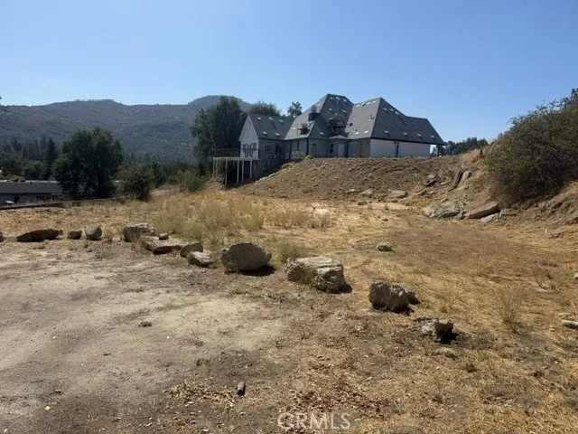 40385 Highway 41 Oakhurst, CA 93644