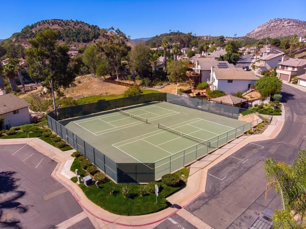 1690 Madrone Glen Escondido, CA 92027