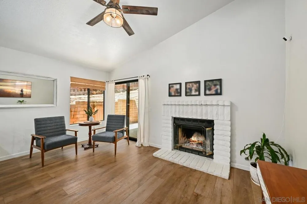 1690 Madrone Glen Escondido, CA 92027