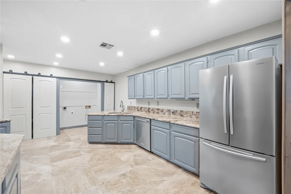 84 Rock Lane Sand Springs, OK 74063