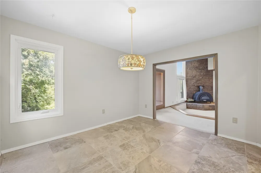 84 Rock Lane Sand Springs, OK 74063