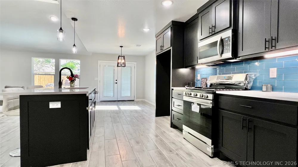 824 W Waco Place Broken Arrow, OK 74011