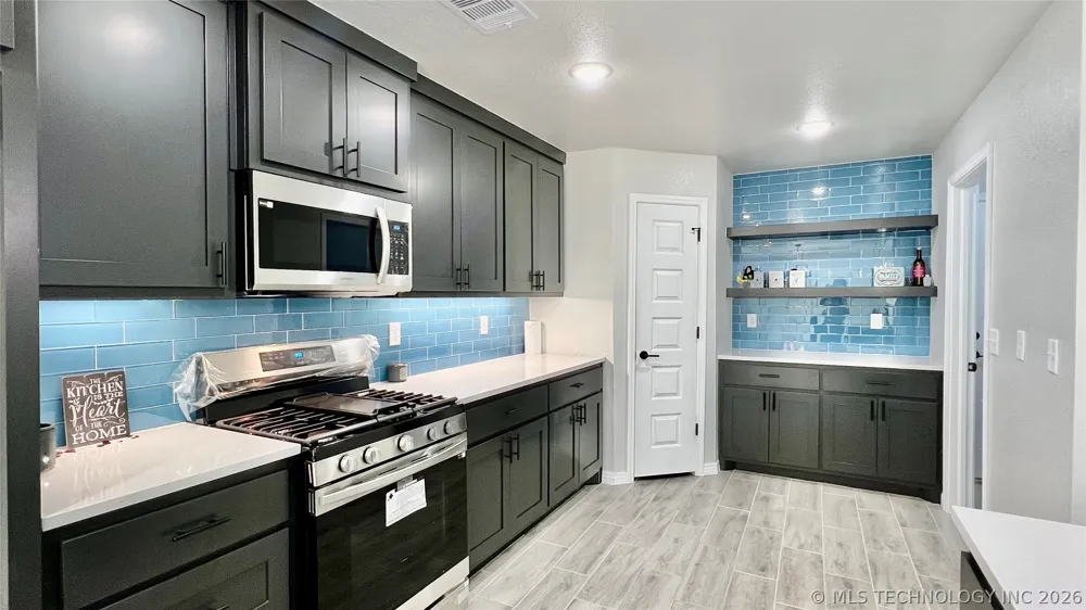 824 W Waco Place Broken Arrow, OK 74011