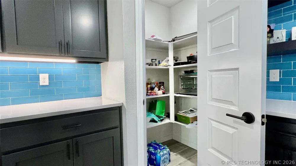 824 W Waco Place Broken Arrow, OK 74011