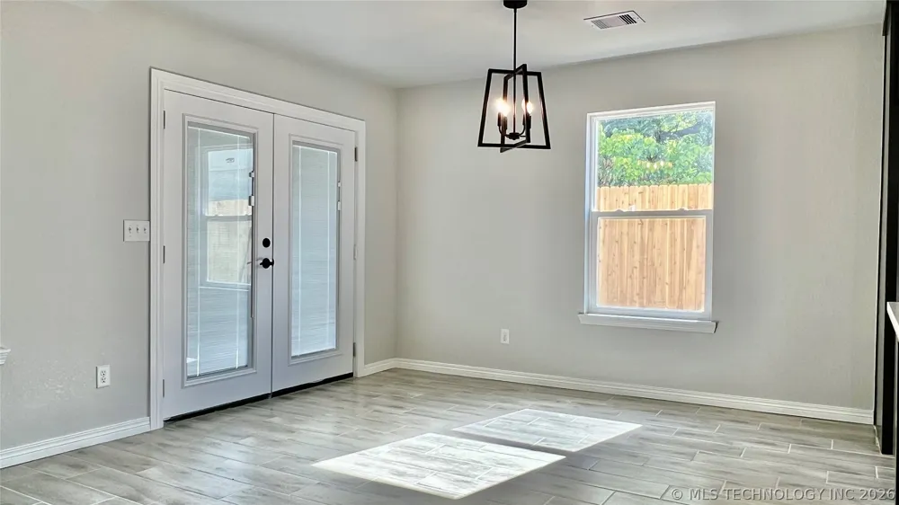 824 W Waco Place Broken Arrow, OK 74011