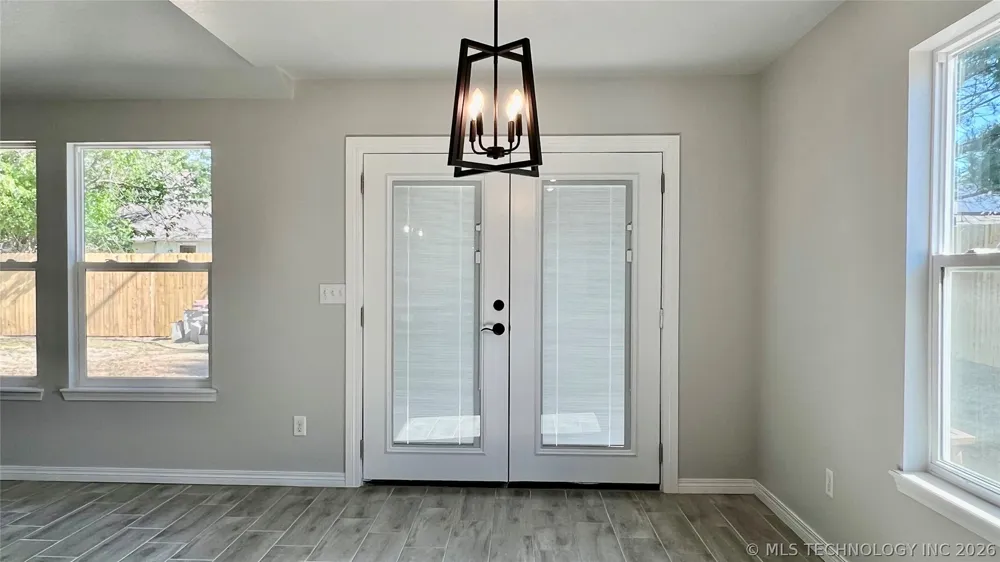 824 W Waco Place Broken Arrow, OK 74011
