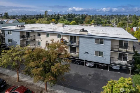 9255 Greenwood Avenue #34