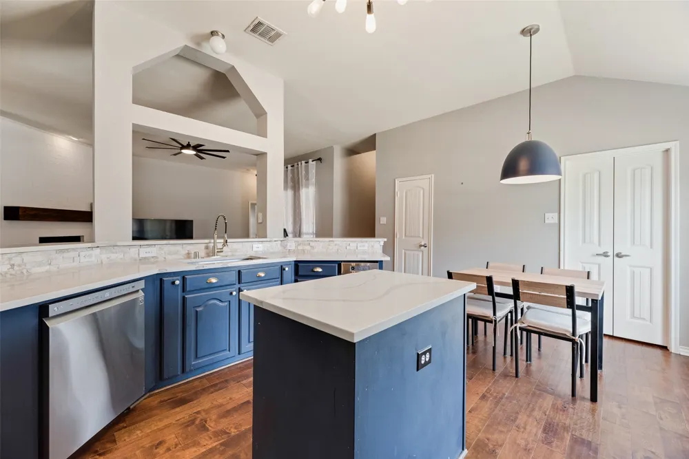 349 Apache Trail Murphy, TX 75094