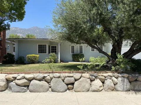 2387 Glen Canyon Road