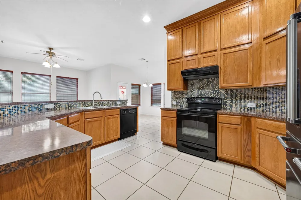 15734 Bannowsky Lane Houston, TX 77049