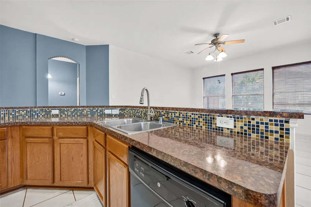 15734 Bannowsky Lane Houston, TX 77049