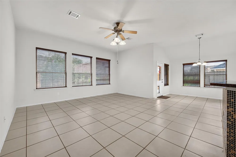 15734 Bannowsky Lane Houston, TX 77049