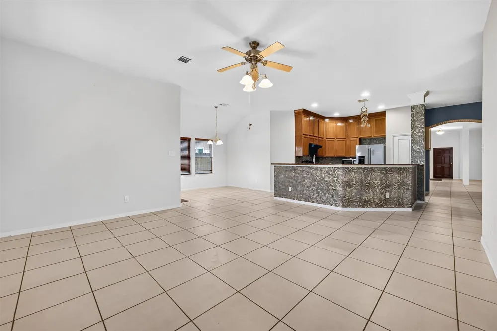 15734 Bannowsky Lane Houston, TX 77049