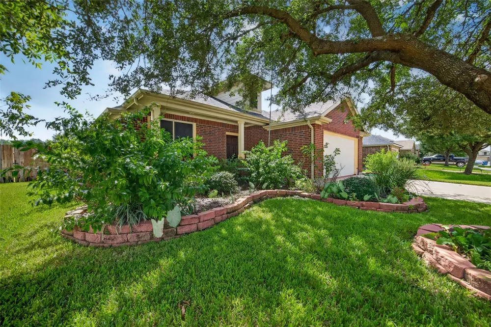 15734 Bannowsky Lane Houston, TX 77049