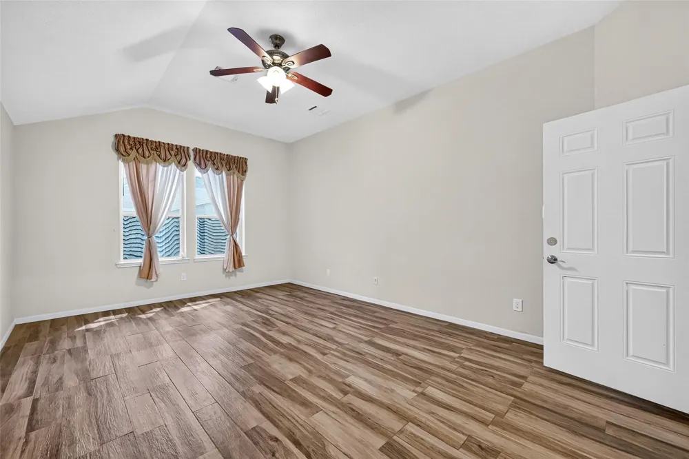 15734 Bannowsky Lane Houston, TX 77049