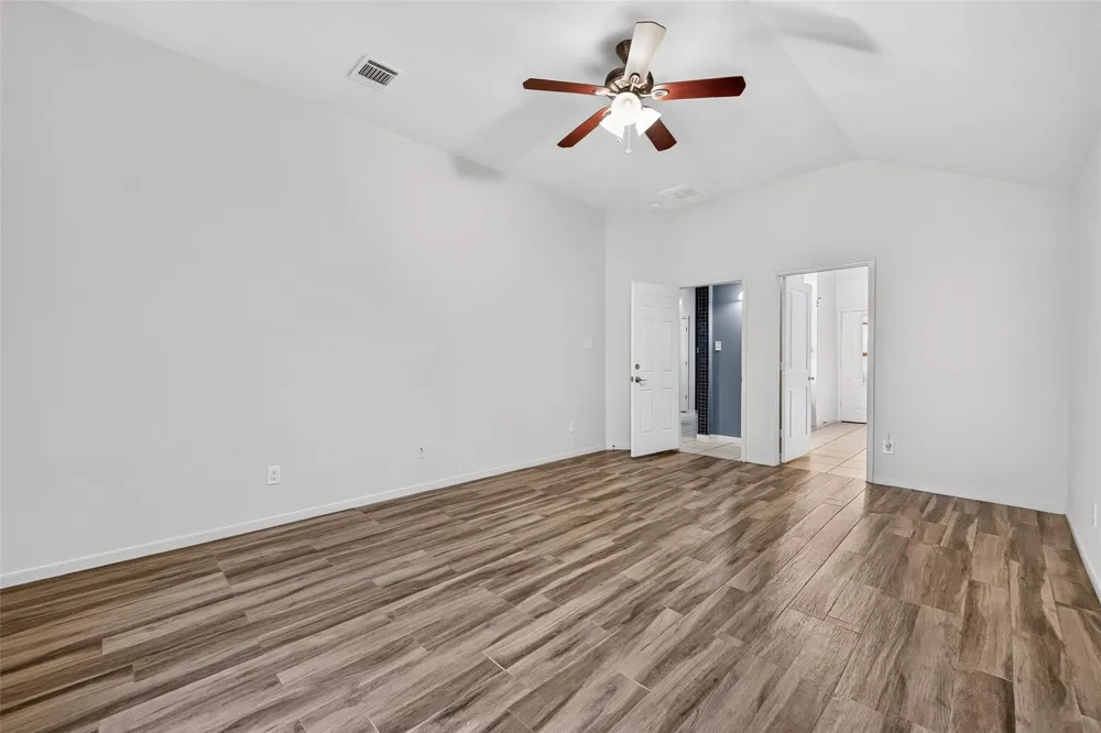 15734 Bannowsky Lane Houston, TX 77049