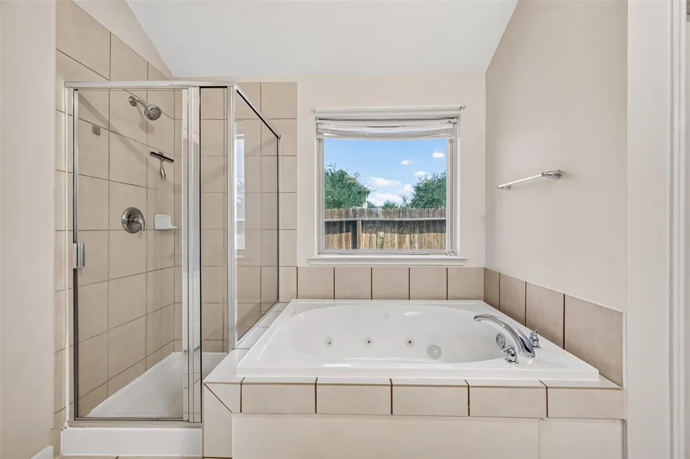 15734 Bannowsky Lane Houston, TX 77049