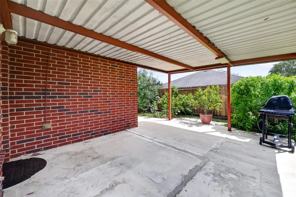 15734 Bannowsky Lane Houston, TX 77049