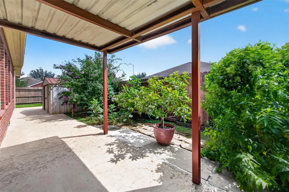 15734 Bannowsky Lane Houston, TX 77049