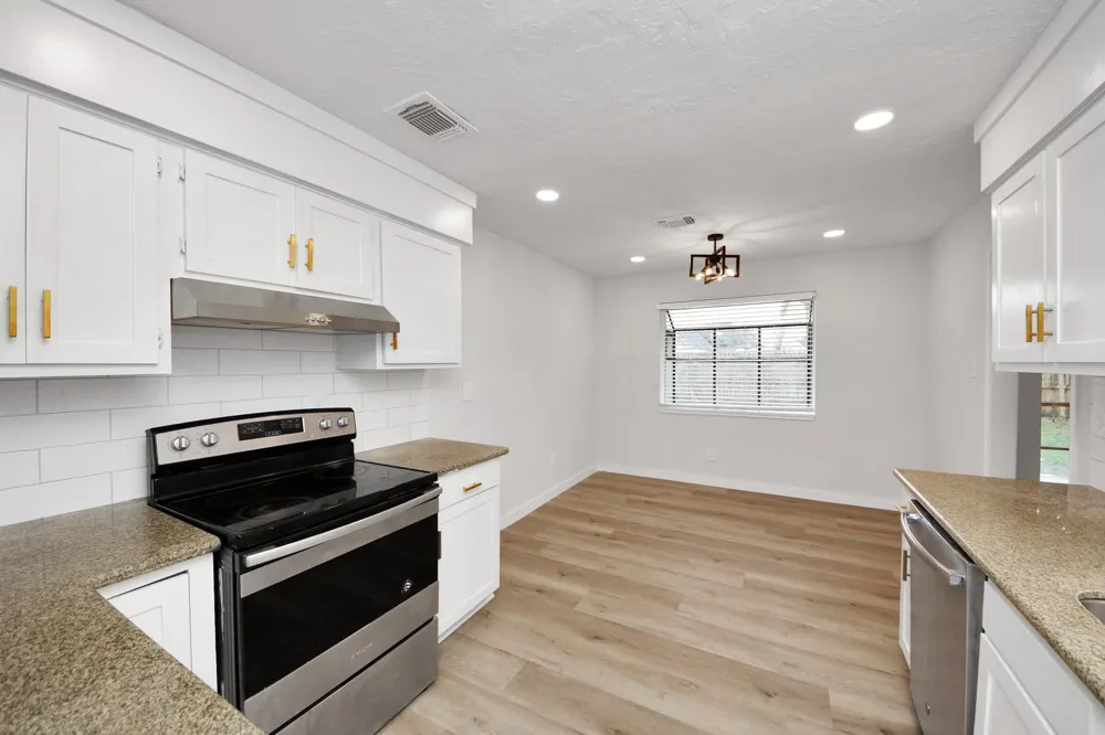 718 Land Grant Drive Richmond, TX 77406