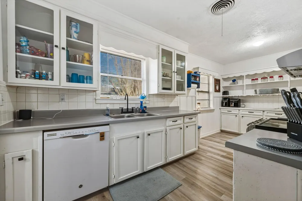 945 Travis Street Liberty, TX 77575