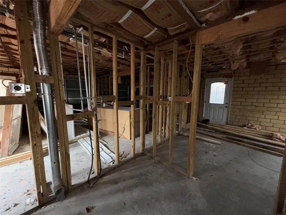 611 Mathis Street Houston, TX 77009